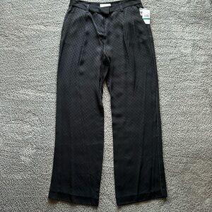Ladies Michael Kors dress pants. Size L/XL